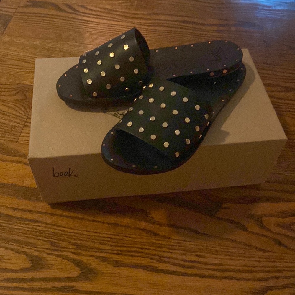 Beek Lovebird Stud Slides